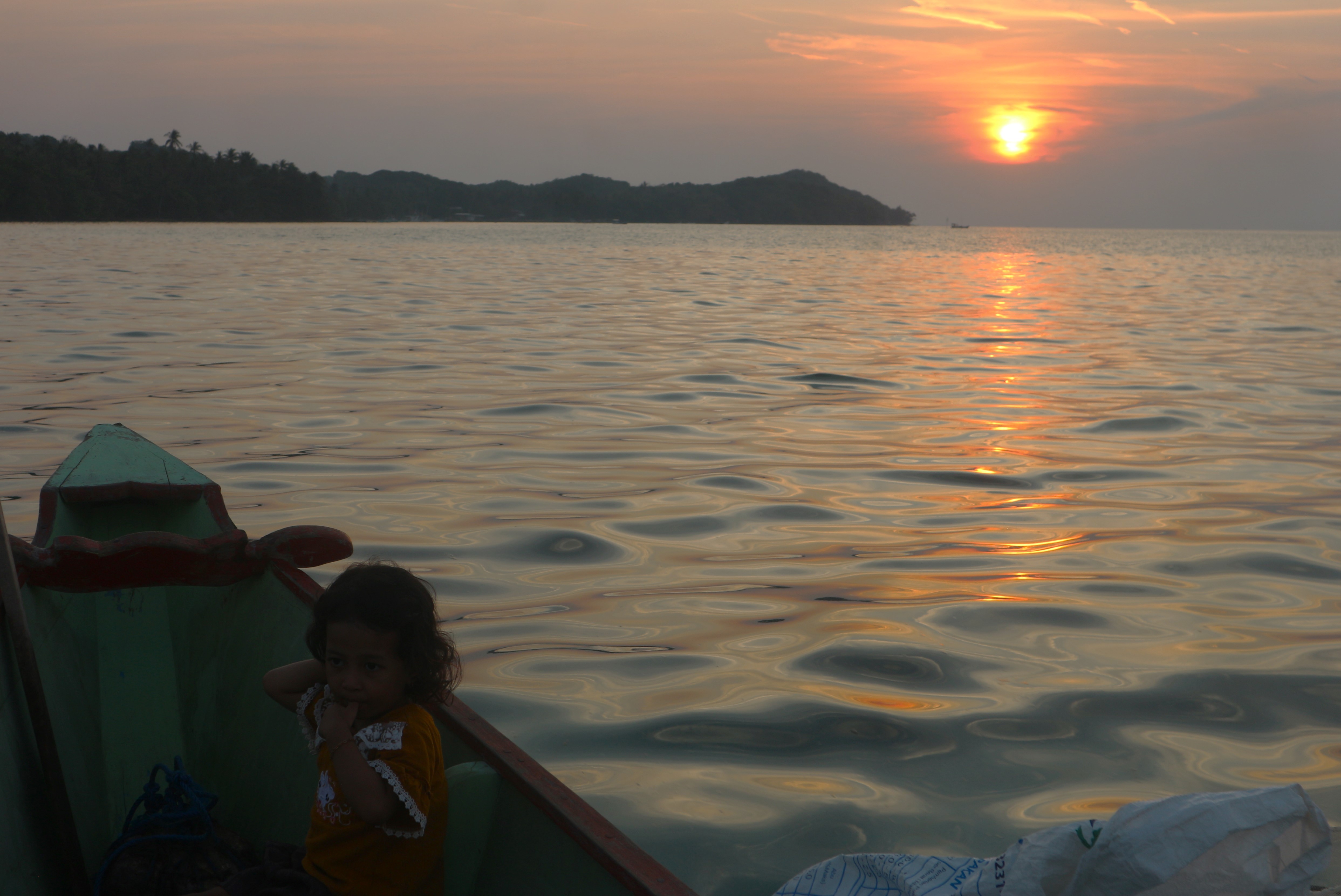 A Fisherman's Daughter Who Grew Up with the Sea as Her Playground